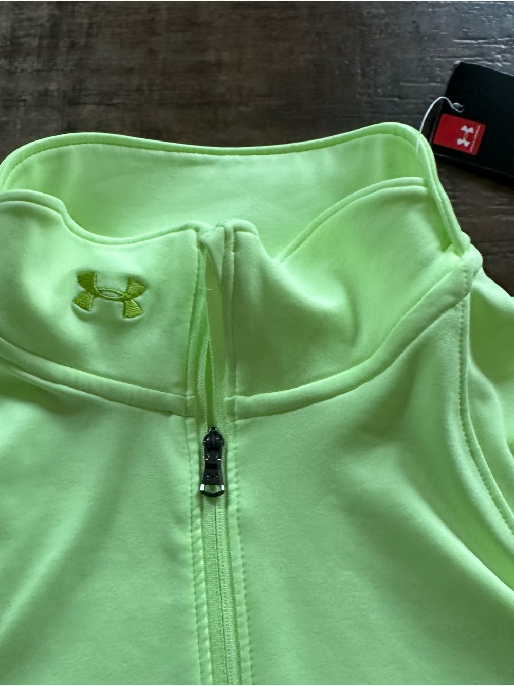 New Under Armour cold gear neon yellow/green half zip - Picture 3 of 11
